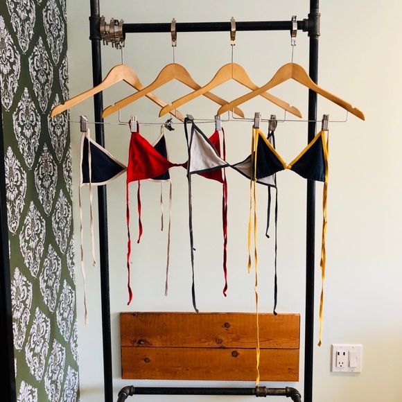 American Apparel - Picture 2 of 5